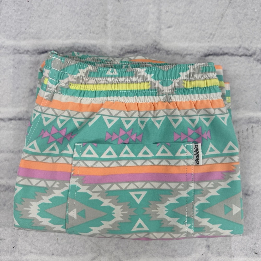 Chubbies Swim Trunks‎ Mens L Mesh Lined Aztec The En Fuegos 5.5" Classic Shorts - Picture 14 of 14